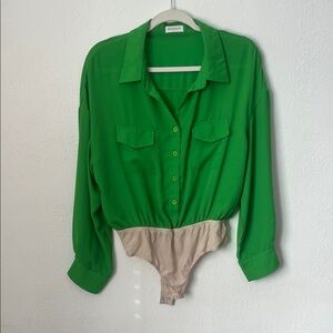 Vestique Green Button-Up Bodysuit